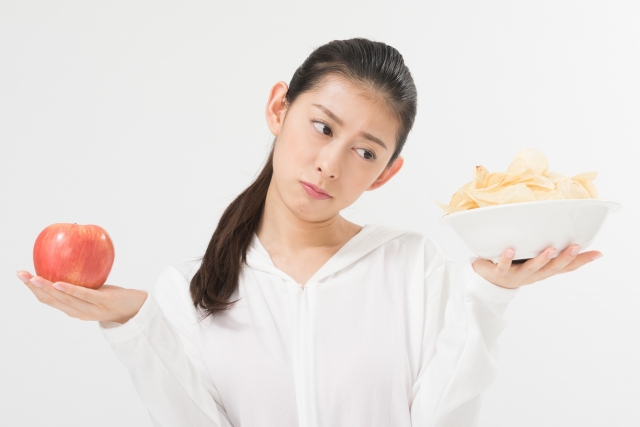 お腹が出てて痩せて見えない！イヤなポッコリ体型を解消するには？